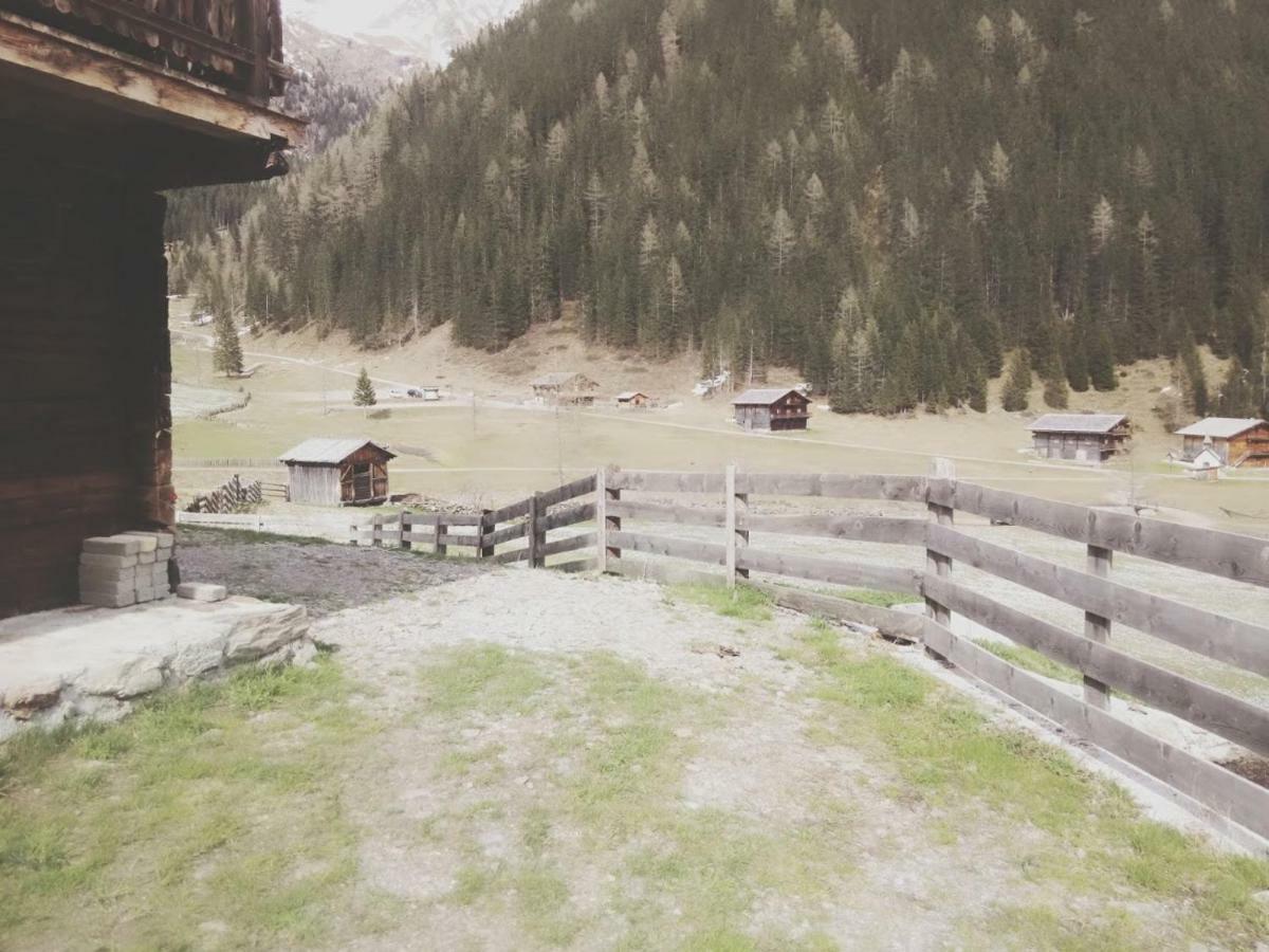 Haus Fuerhapter Markus Innervillgraten Luaran gambar