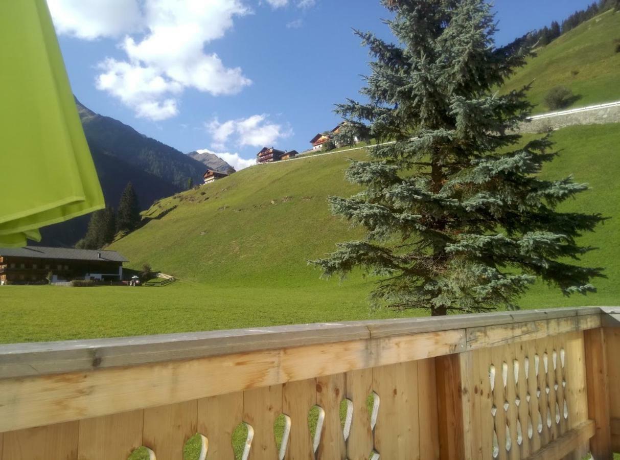 Haus Fuerhapter Markus Innervillgraten Luaran gambar