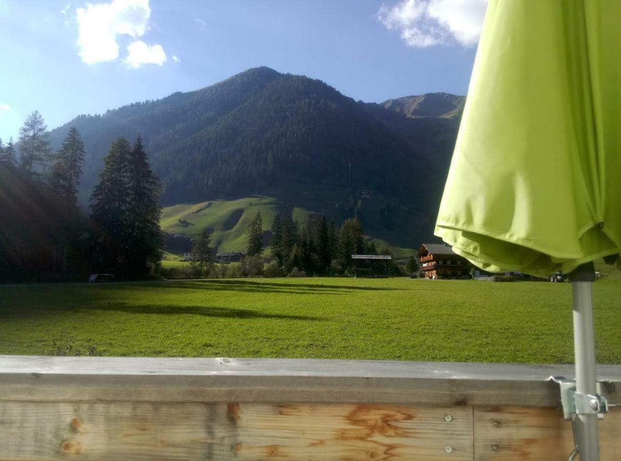 Haus Fuerhapter Markus Innervillgraten Luaran gambar